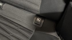 2025 (25) KIA CEED 1.5T GDi ISG 138 GT-Line 5dr DCT 4864699