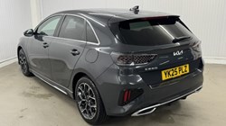 2025 (25) KIA CEED 1.5T GDi ISG 138 GT-Line 5dr DCT 4864691