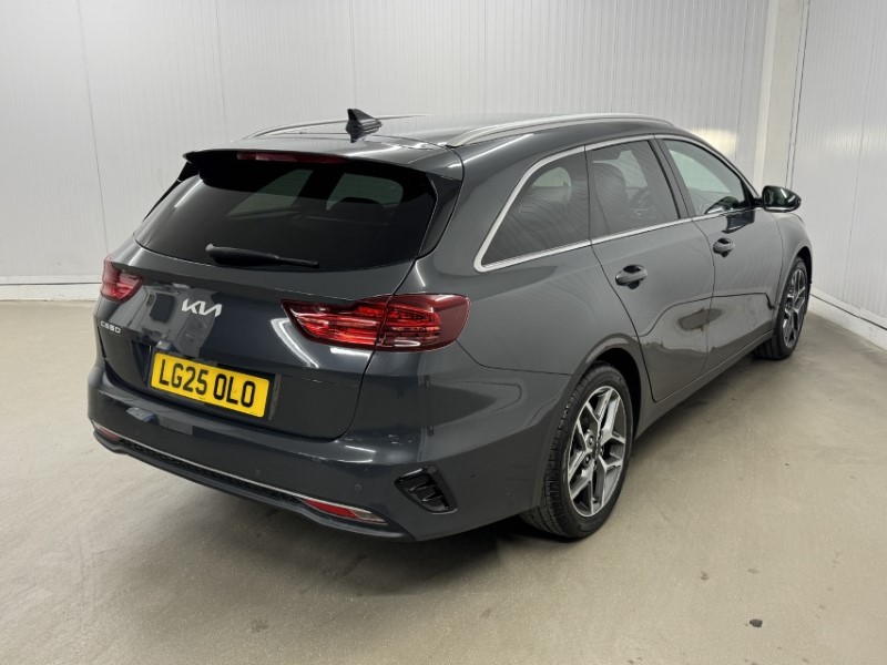 2025 (25) KIA CEED 1.5T GDi ISG 138 3 5dr 4912973