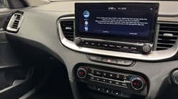 2025 (25) KIA CEED 1.5T GDi ISG 138 3 5dr 4912985