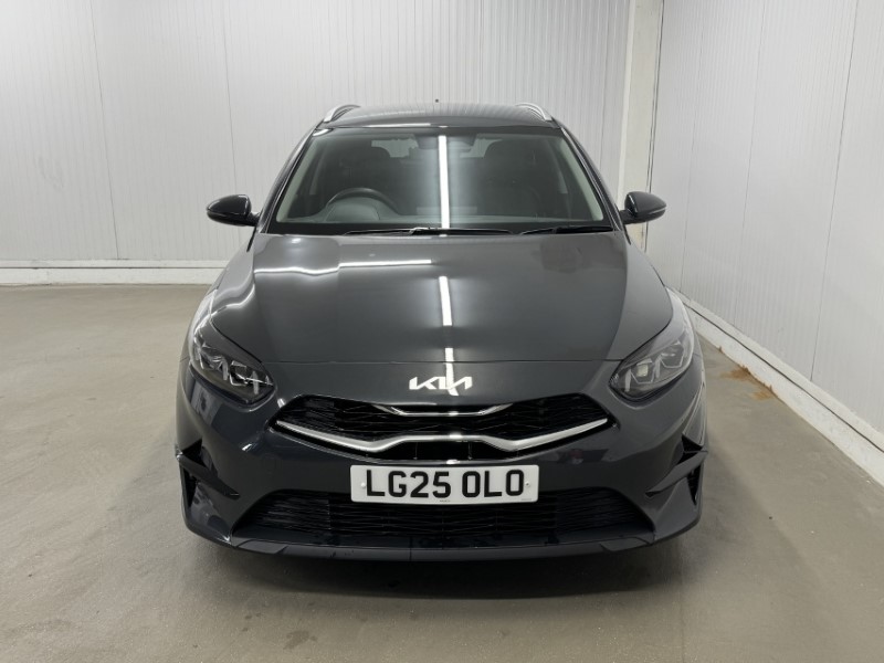 2025 (25) KIA CEED 1.5T GDi ISG 138 3 5dr 4913004