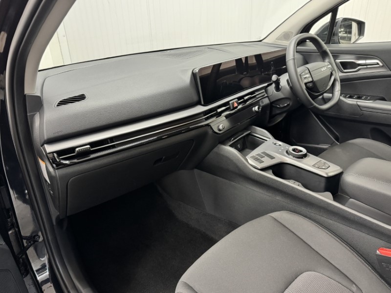 2025 (75) KIA SPORTAGE 1.6T GDi HEV Pure 5dr Auto 4884967