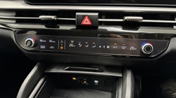 2025 (75) KIA SPORTAGE 1.6T GDi HEV Pure 5dr Auto 4884979