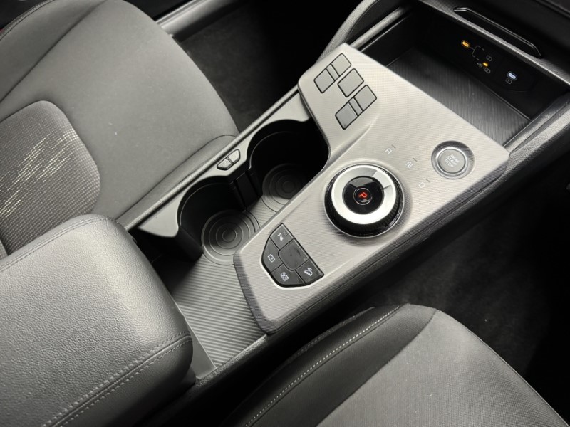 2025 (75) KIA SPORTAGE 1.6T GDi HEV Pure 5dr Auto 4884974