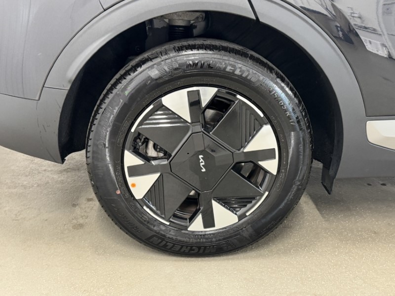 2025 (75) KIA SPORTAGE 1.6T GDi HEV Pure 5dr Auto 4884989