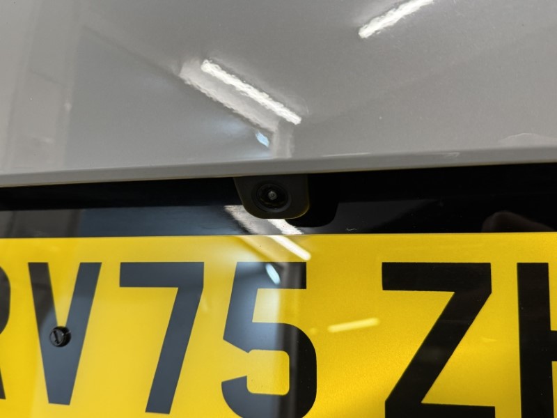 2025 (75) KIA SPORTAGE 1.6T GDi HEV GT-Line S 5dr Auto 4887775