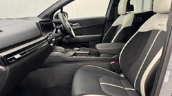 2025 (75) KIA SPORTAGE 1.6T GDi HEV GT-Line S 5dr Auto 4887755