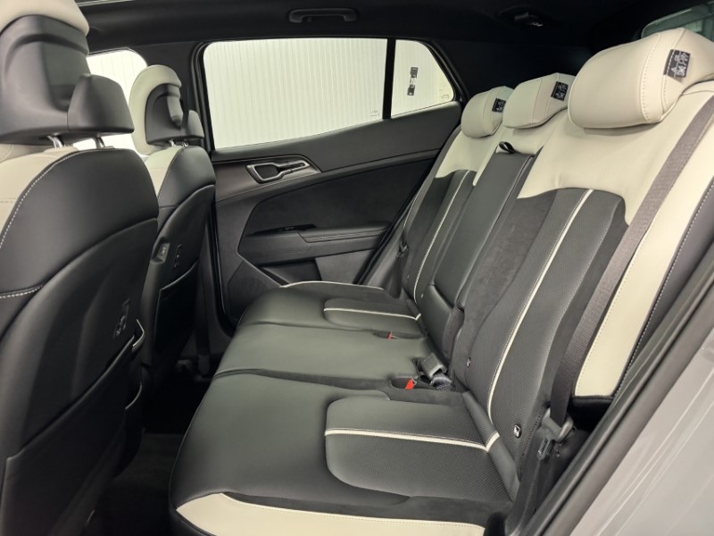 2025 (75) KIA SPORTAGE 1.6T GDi HEV GT-Line S 5dr Auto 4887754