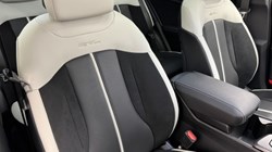 2025 (75) KIA SPORTAGE 1.6T GDi HEV GT-Line S 5dr Auto 4892830