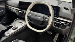 2025 (75) KIA SPORTAGE 1.6T GDi HEV GT-Line S 5dr Auto 4892851