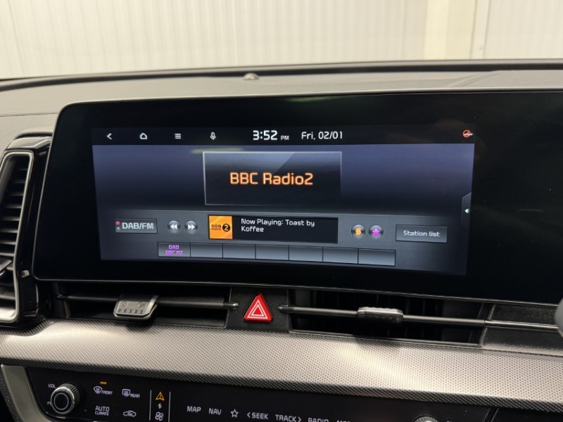 2024 (74) KIA SPORTAGE 1.6T GDi 207 HEV GT-Line S 5dr Auto AWD 4914740