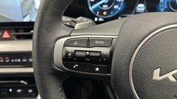 2024 (74) KIA SPORTAGE 1.6T GDi 207 HEV GT-Line S 5dr Auto AWD 4914743