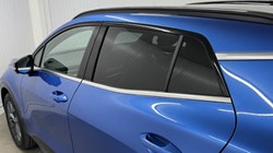 2024 (74) KIA SPORTAGE 1.6T GDi 207 HEV GT-Line S 5dr Auto AWD 4914751