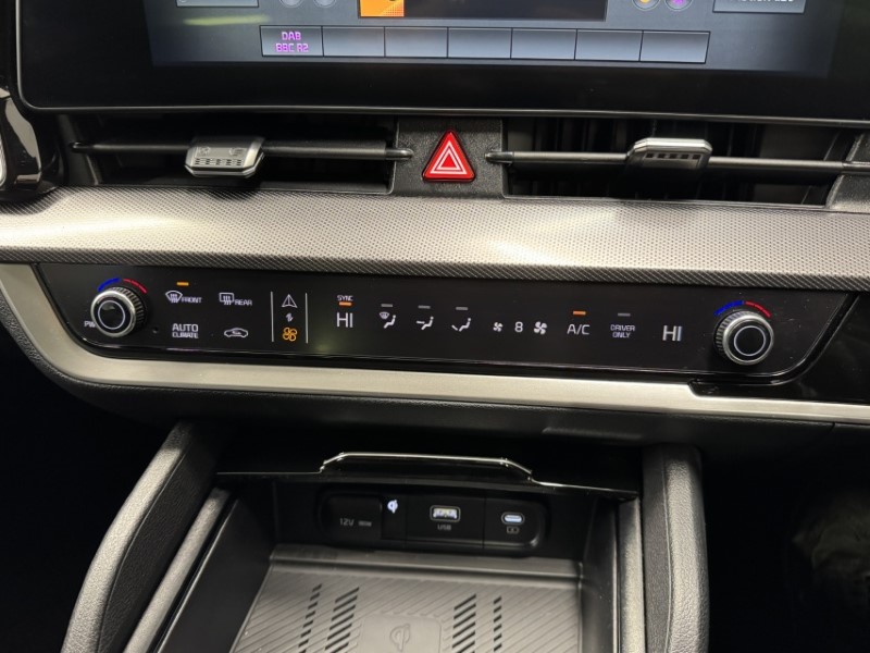 2024 (74) KIA SPORTAGE 1.6T GDi 207 HEV GT-Line S 5dr Auto AWD 4914738