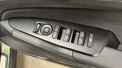 2025 (75) KIA SPORTAGE 1.6T GDi HEV GT-Line S 5dr Auto 4892506