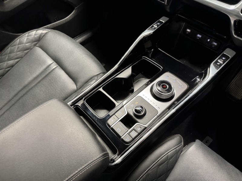 2023 (73) KIA SORENTO 1.6 T-GDi HEV Edition 5dr Auto 4913022