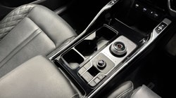 2023 (73) KIA SORENTO 1.6 T-GDi HEV Edition 5dr Auto 4913022