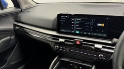 2025 (75) KIA SPORTAGE 1.6T GDi HEV Pure 5dr Auto 4891767