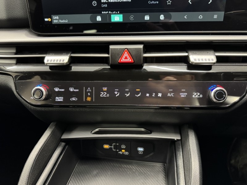 2025 (75) KIA SPORTAGE 1.6T GDi HEV Pure 5dr Auto 4891748