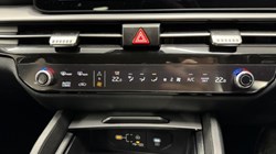 2025 (75) KIA SPORTAGE 1.6T GDi HEV Pure 5dr Auto 4891748