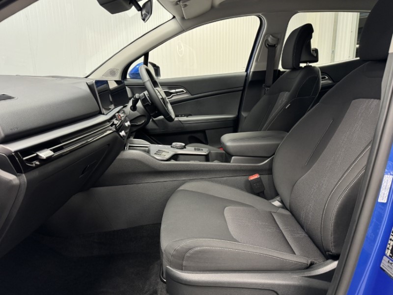 2025 (75) KIA SPORTAGE 1.6T GDi HEV Pure 5dr Auto 4891765