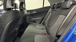 2025 (75) KIA SPORTAGE 1.6T GDi HEV Pure 5dr Auto 4891763
