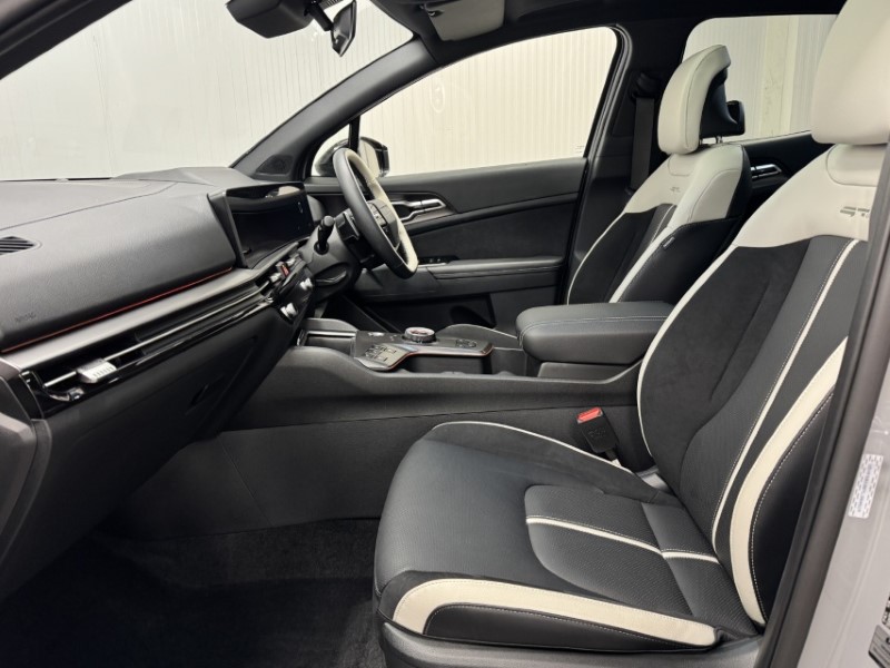 2025 (75) KIA SPORTAGE 1.6T GDi HEV GT-Line S 5dr Auto 4890293