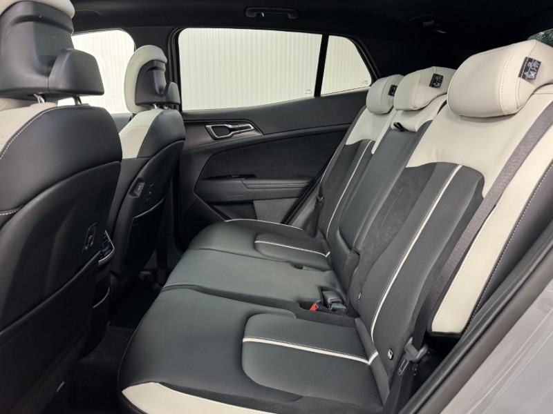 2025 (75) KIA SPORTAGE 1.6T GDi HEV GT-Line S 5dr Auto 4890287