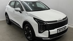 2025 (75) KIA SPORTAGE 1.6T GDi HEV Pure 5dr Auto 4895158