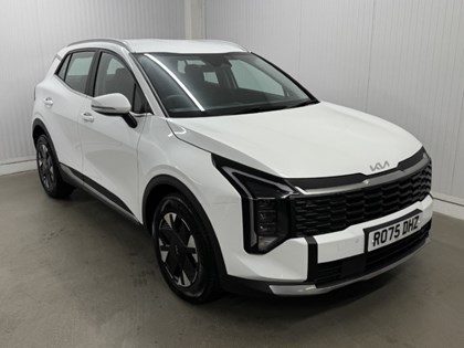 2025 (75) KIA SPORTAGE 1.6T GDi HEV Pure 5dr Auto