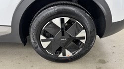 2025 (75) KIA SPORTAGE 1.6T GDi HEV Pure 5dr Auto 4895132