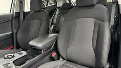 2025 (75) KIA SPORTAGE 1.6T GDi HEV Pure 5dr Auto 4895138