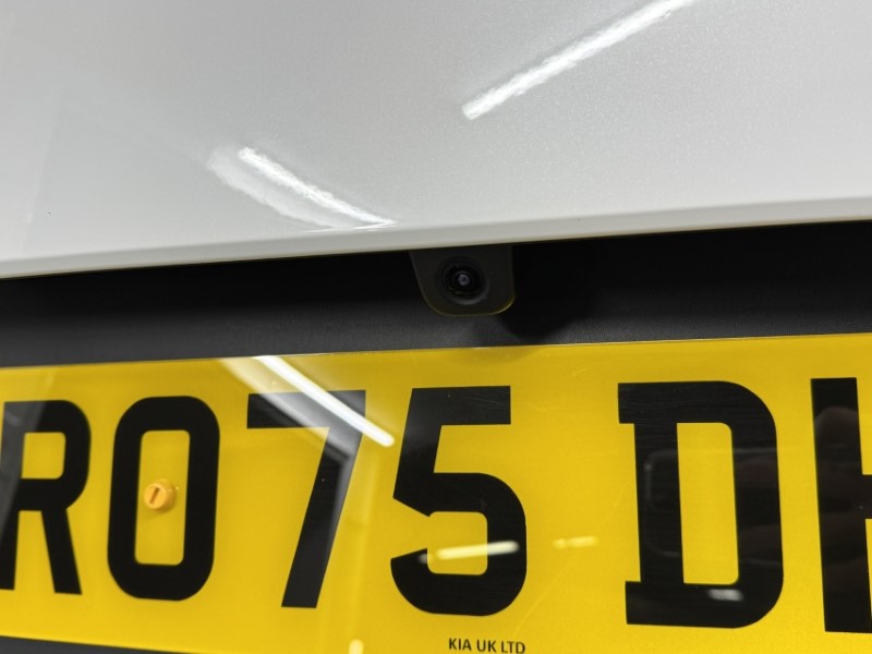 2025 (75) KIA SPORTAGE 1.6T GDi HEV Pure 5dr Auto 4895129