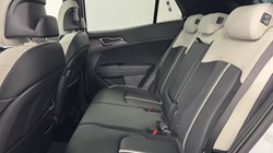 2025 (75) KIA SPORTAGE 1.6T GDi HEV GT-Line S 5dr Auto 4890329