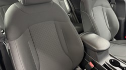 2025 (25) KIA SPORTAGE 1.6T GDi 157 48V ISG 2 5dr 4911118