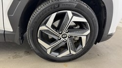 2024 (24) HYUNDAI TUCSON 1.6 TGDi Hybrid 230 Premium 5dr 2WD Auto 4916875