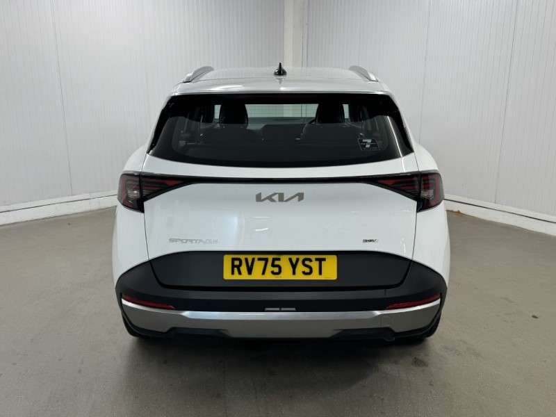 2025 (75) KIA SPORTAGE 1.6T GDi HEV Pure 5dr Auto 4916373