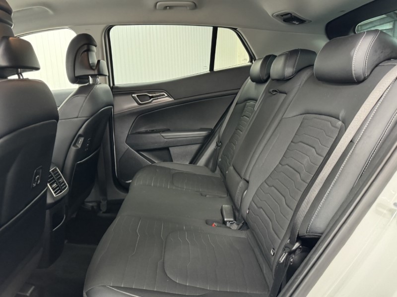 2023 (23) KIA SPORTAGE 1.6T GDi ISG 3 5dr 4936844