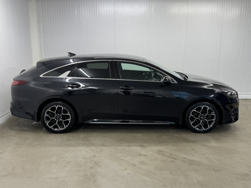2023 (23) KIA PRO CEED 1.5T GDi ISG GT-Line 5dr 4945757
