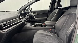 2024 (74) KIA SPORTAGE 1.6T GDi 207 HEV GT-Line 5dr Auto 4927400