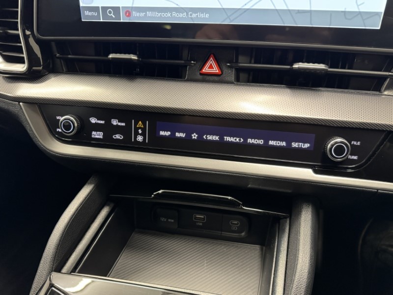 2024 (74) KIA SPORTAGE 1.6T GDi 207 HEV GT-Line 5dr Auto 4927406