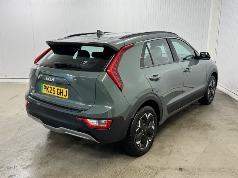 2025 (25) KIA NIRO 150kW 2 Nav 65kWh 5dr Auto 4945904