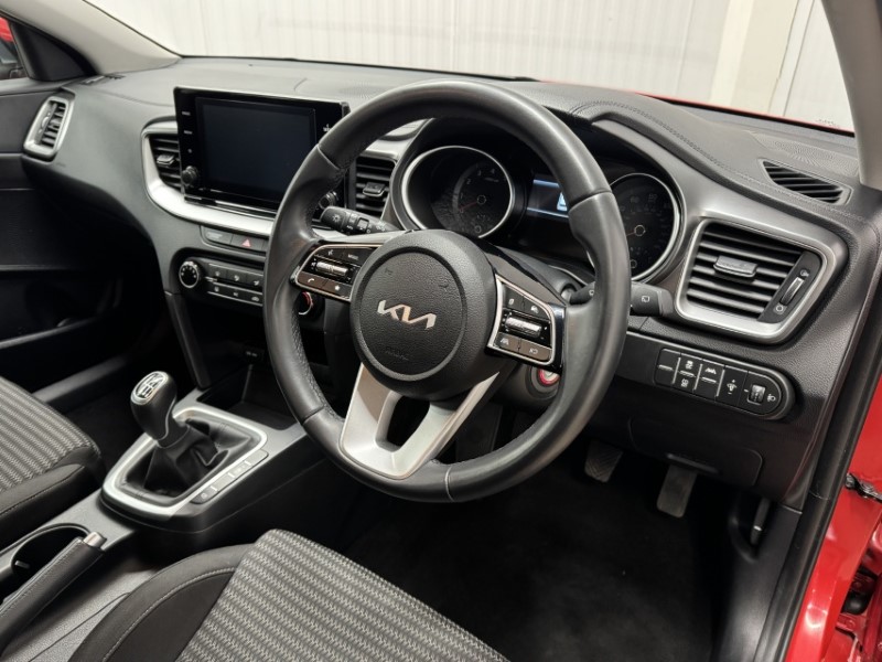 2023 (73) KIA CEED 1.5T GDi ISG 2 5dr 4950078