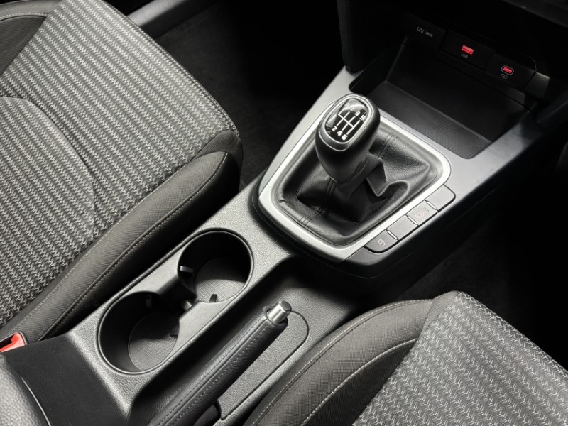 2023 (73) KIA CEED 1.5T GDi ISG 2 5dr 4950083