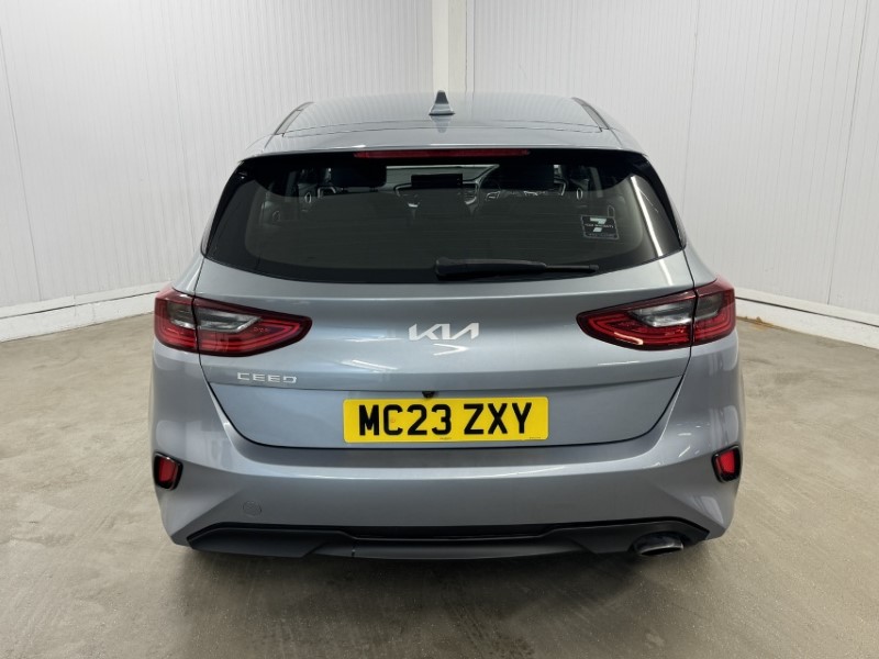 2023 (23) KIA CEED 1.5T GDi ISG 2 5dr 4948004