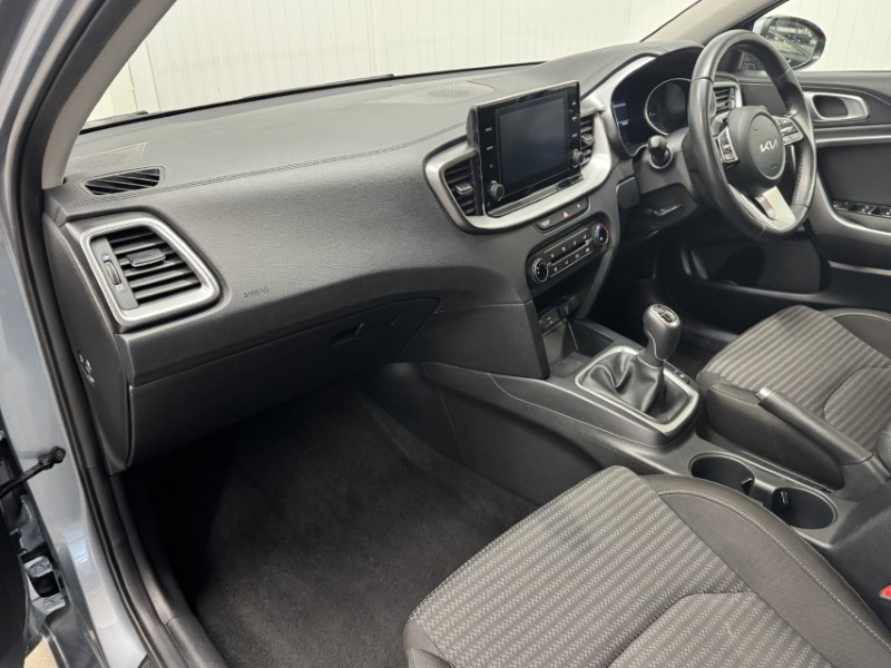 2023 (23) KIA CEED 1.5T GDi ISG 2 5dr 4948011