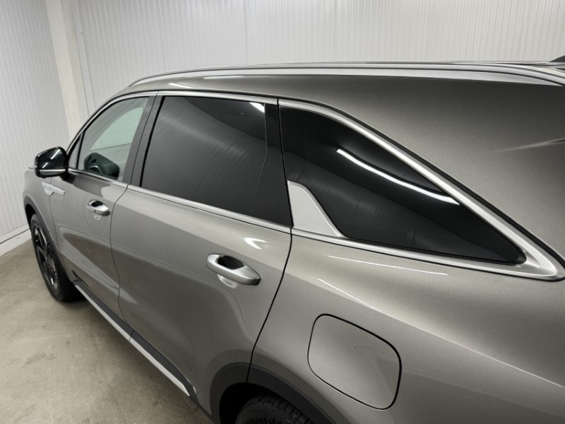 2025 (25) KIA SORENTO 1.6 T-GDi HEV 3 5dr Auto 4950975