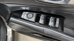 2025 (25) KIA SORENTO 1.6 T-GDi HEV 3 5dr Auto 4950982