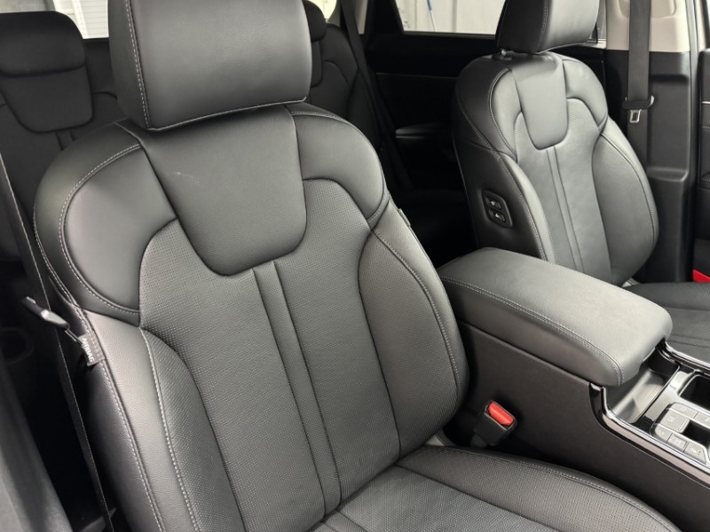 2025 (25) KIA SORENTO 1.6 T-GDi HEV 3 5dr Auto 4950983