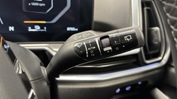 2025 (25) KIA SORENTO 1.6 T-GDi HEV 3 5dr Auto 4950996